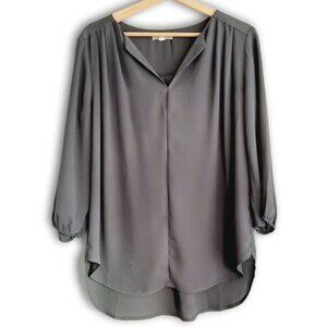 PLEIONE | Split Neck Light High-Low Hem Flowy Blouse Top Gray Sz M Flawed